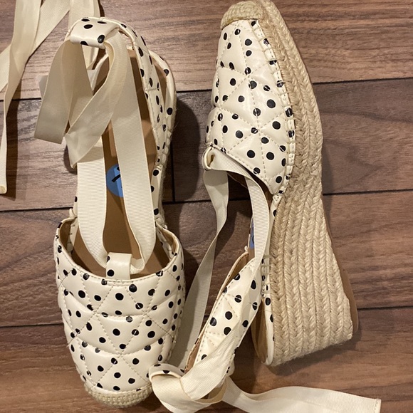 AÉROSOLES Women’s Wedge Polkadot Espadrille Lace Sandals Size 7.5 US - Picture 6 of 7